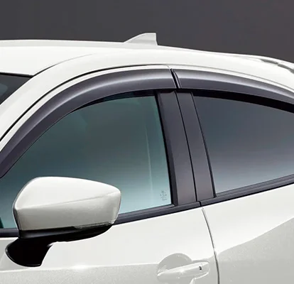 Mazda 2 Sport — Kit viseras
