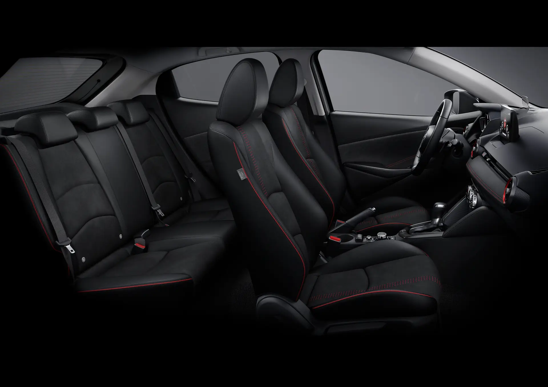 Mazda 2 Sport Grand Touring LX, interior