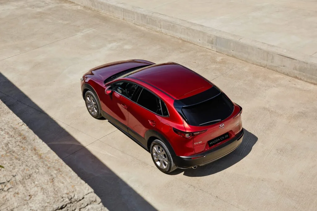 Mazda CX-30 vista trasera