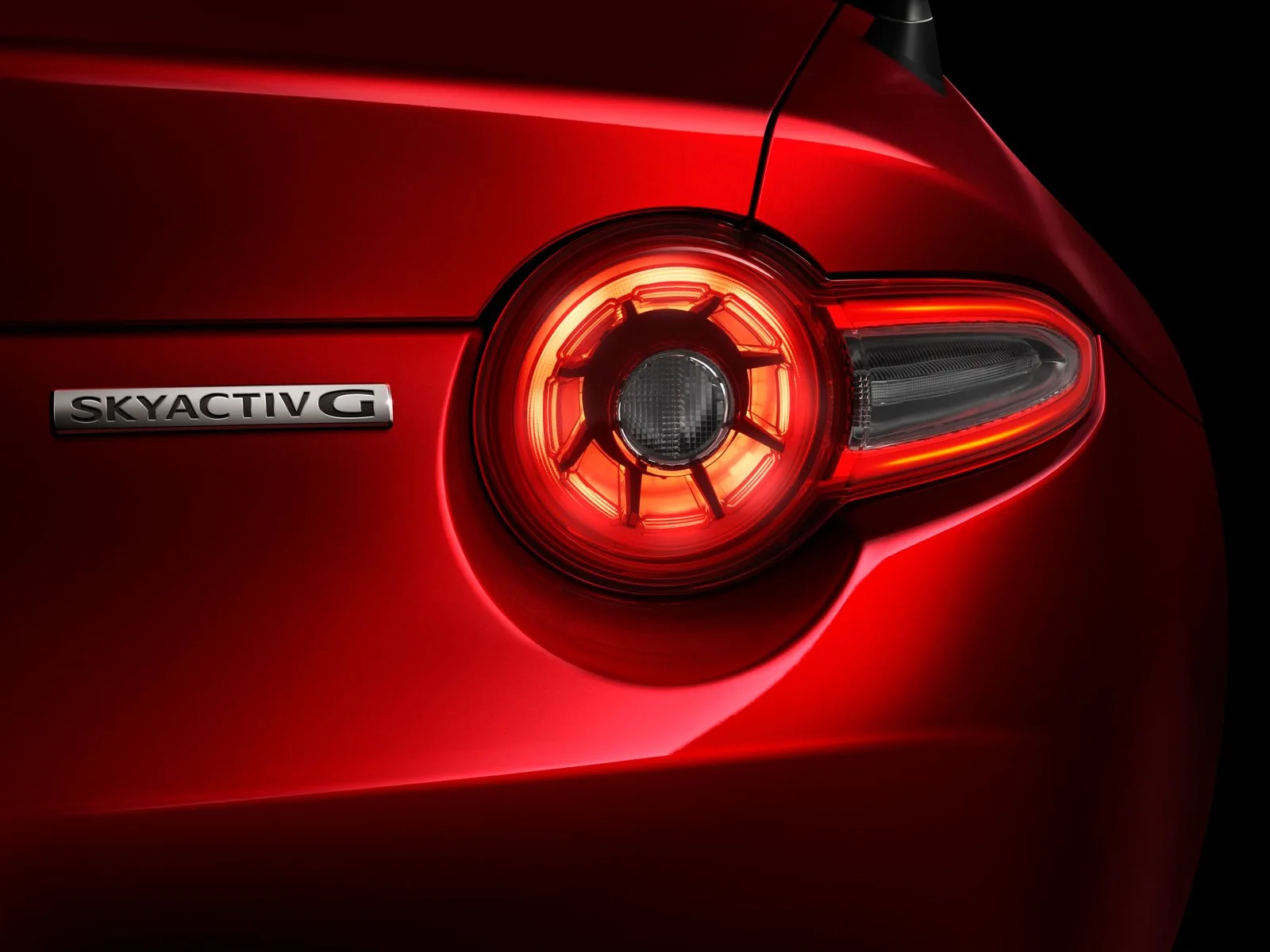 Mazda MX-5 color Rojo Artesanal